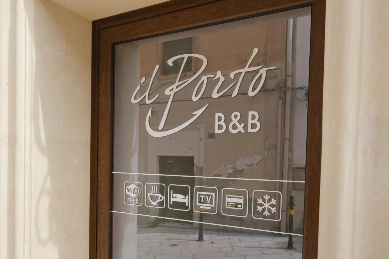 Il Porto Affittacamere B&B Бриндизи Экстерьер фото